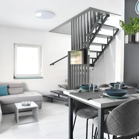 Bell Nyaralo Agard Hébergement de vacances *